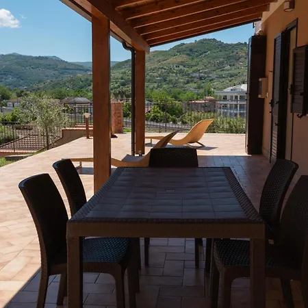 Alojamento de Acomodação e Pequeno-almoço Santangelo 4*